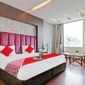 fabhotel-motel-magic.hotelsdelhi.org/